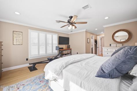 33 Memorial Parkway Atlantic Highlands NJ 07716