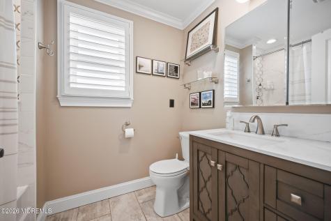 33 Memorial Parkway Atlantic Highlands NJ 07716