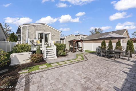 33 Memorial Parkway Atlantic Highlands NJ 07716