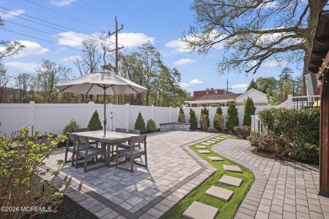 33 Memorial Parkway Atlantic Highlands NJ 07716