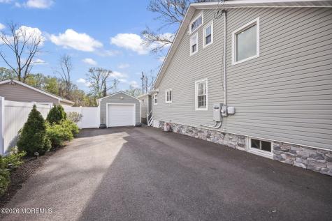 33 Memorial Parkway Atlantic Highlands NJ 07716