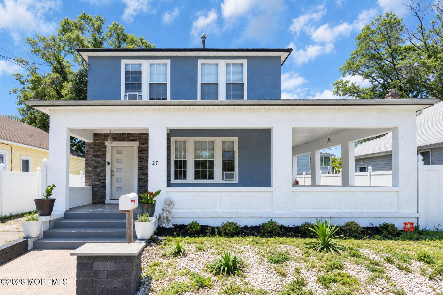 27 Oakwood Place Keansburg NJ 07734