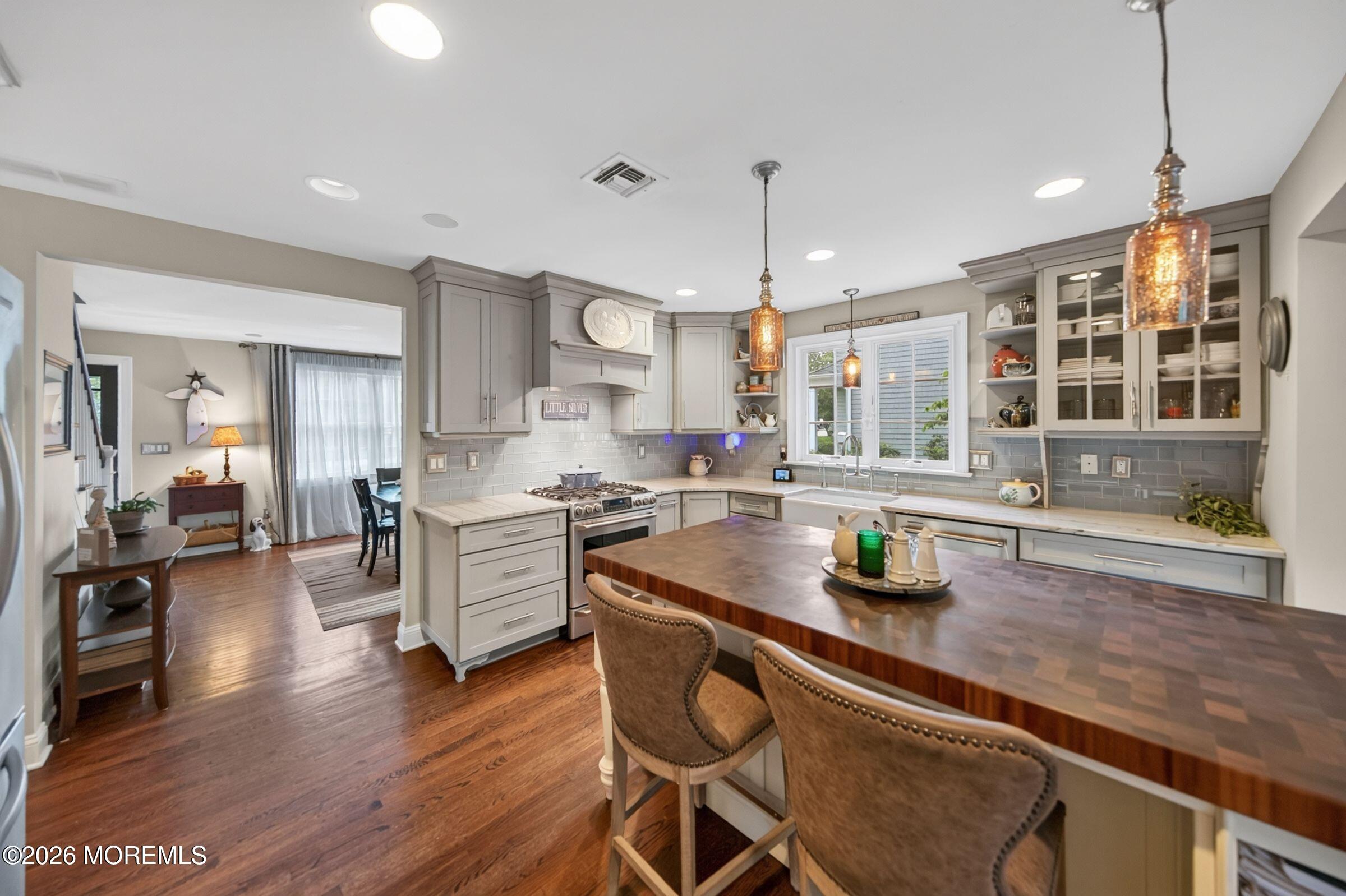 47 Monroe Avenue Little Silver NJ 07739