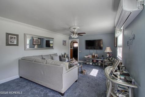 21 Hudson Parkway Whiting NJ 08759