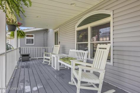 445 Seaman Avenue Beachwood NJ 08722