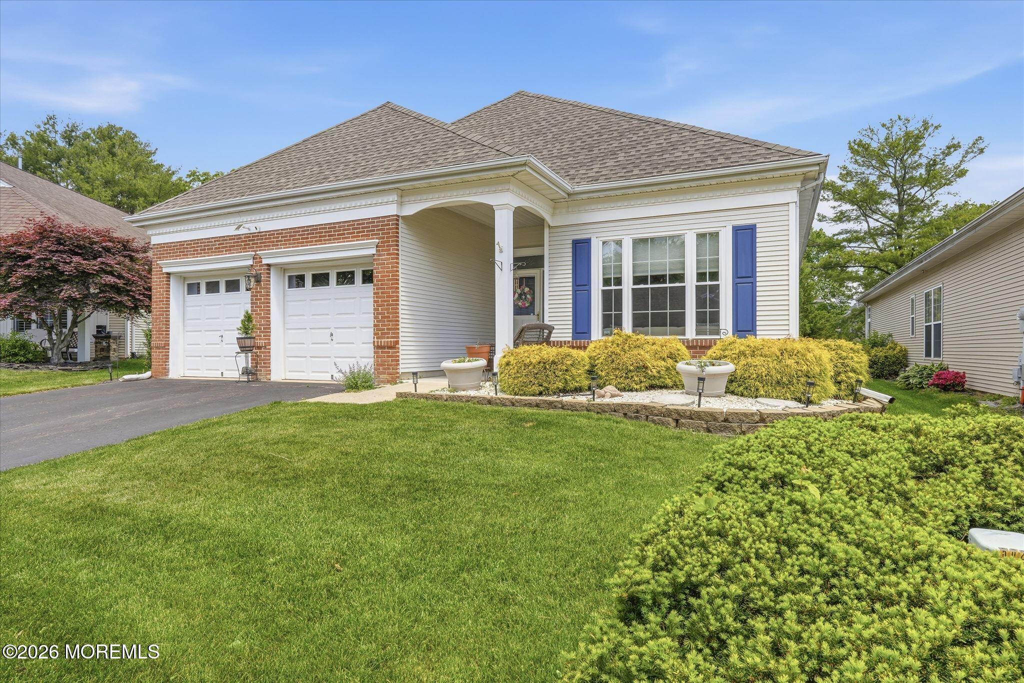 5 Summerfield Drive Lakewood NJ 08701