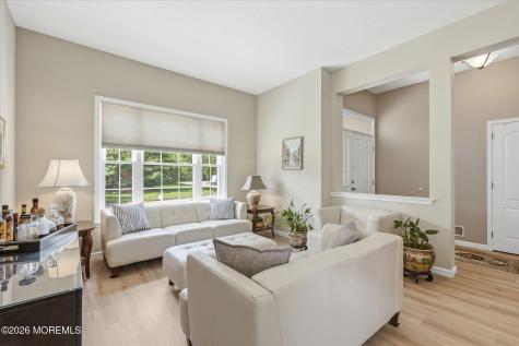 5 Summerfield Drive Lakewood NJ 08701