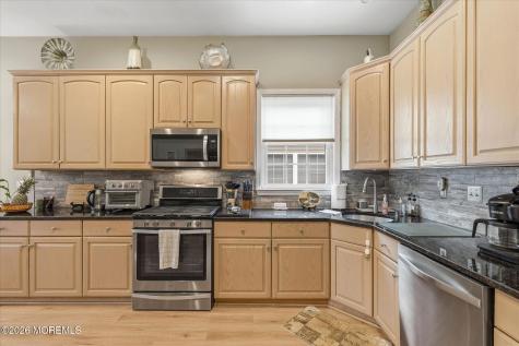 5 Summerfield Drive Lakewood NJ 08701