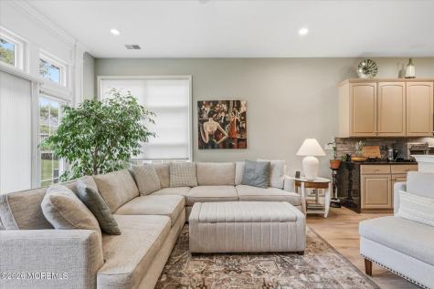 5 Summerfield Drive Lakewood NJ 08701