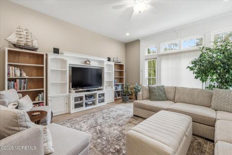 5 Summerfield Drive Lakewood NJ 08701