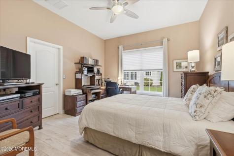 5 Summerfield Drive Lakewood NJ 08701