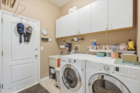 5 Summerfield Drive Lakewood NJ 08701