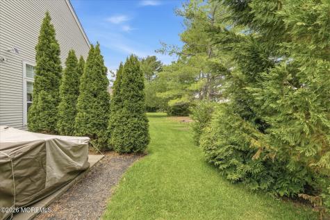 5 Summerfield Drive Lakewood NJ 08701