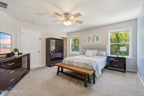 37 Spruce Circle S Barnegat NJ 08005