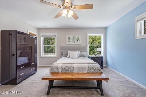 37 Spruce Circle S Barnegat NJ 08005