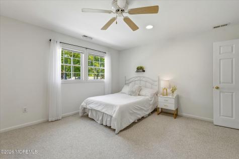 37 Spruce Circle S Barnegat NJ 08005