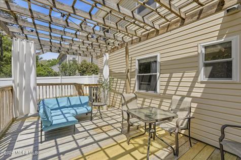37 Spruce Circle S Barnegat NJ 08005
