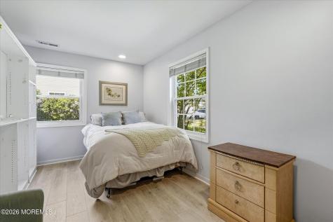 37 Spruce Circle S Barnegat NJ 08005