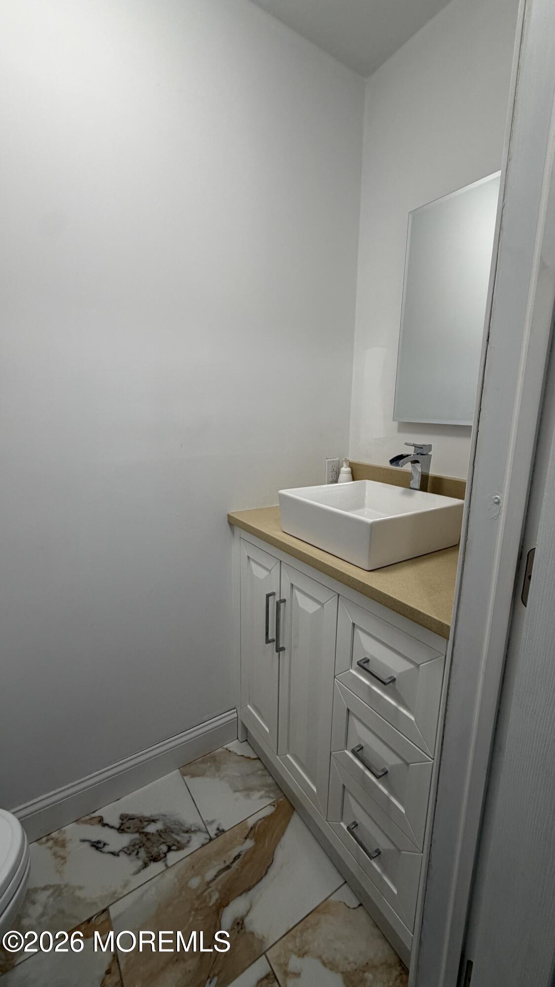 8 Bonnie Drive Middletown NJ 07748