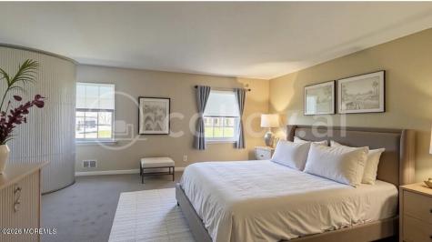 8 Bonnie Drive Middletown NJ 07748