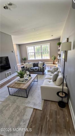 8 Bonnie Drive Middletown NJ 07748
