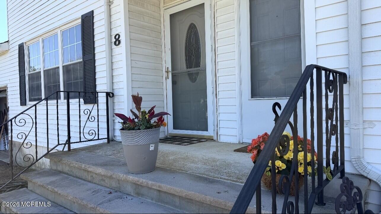 8 Bonnie Drive Middletown NJ 07748