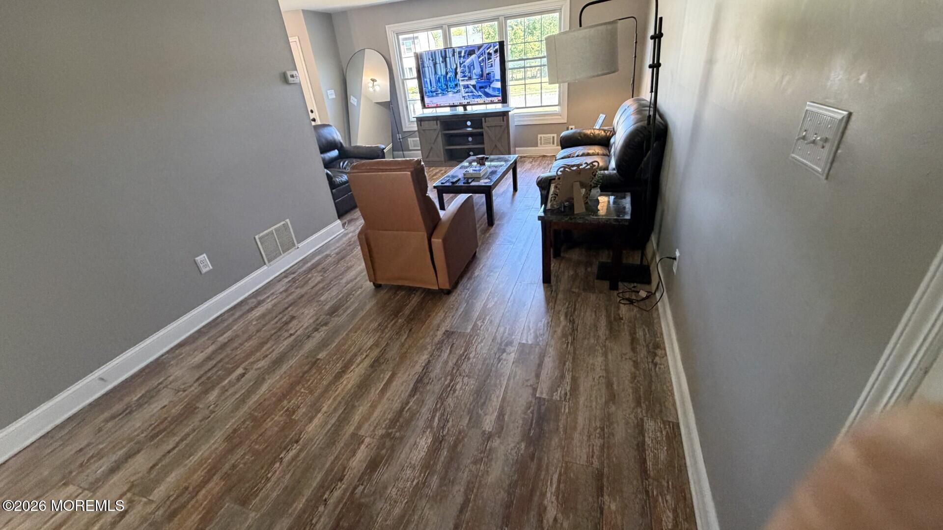 8 Bonnie Drive Middletown NJ 07748