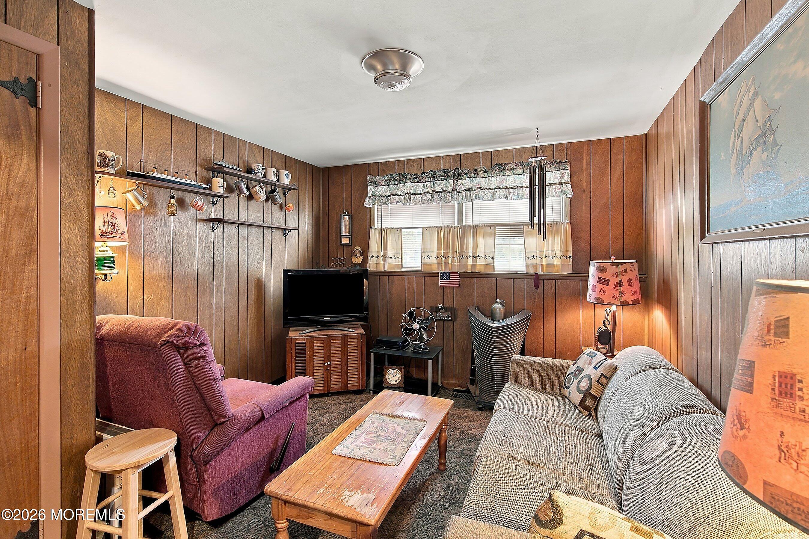 10 Carol Court Somerset NJ 08873