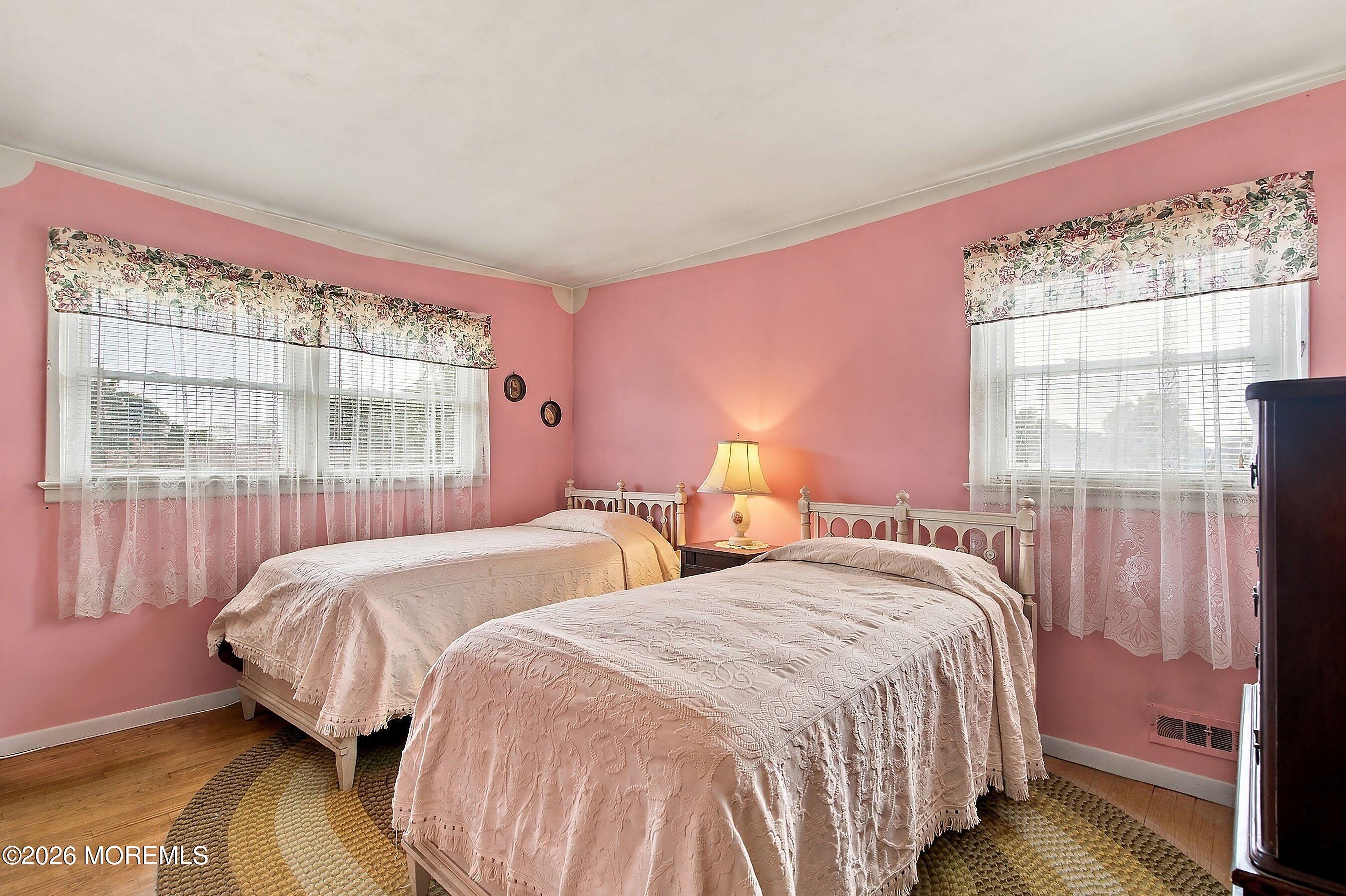10 Carol Court Somerset NJ 08873