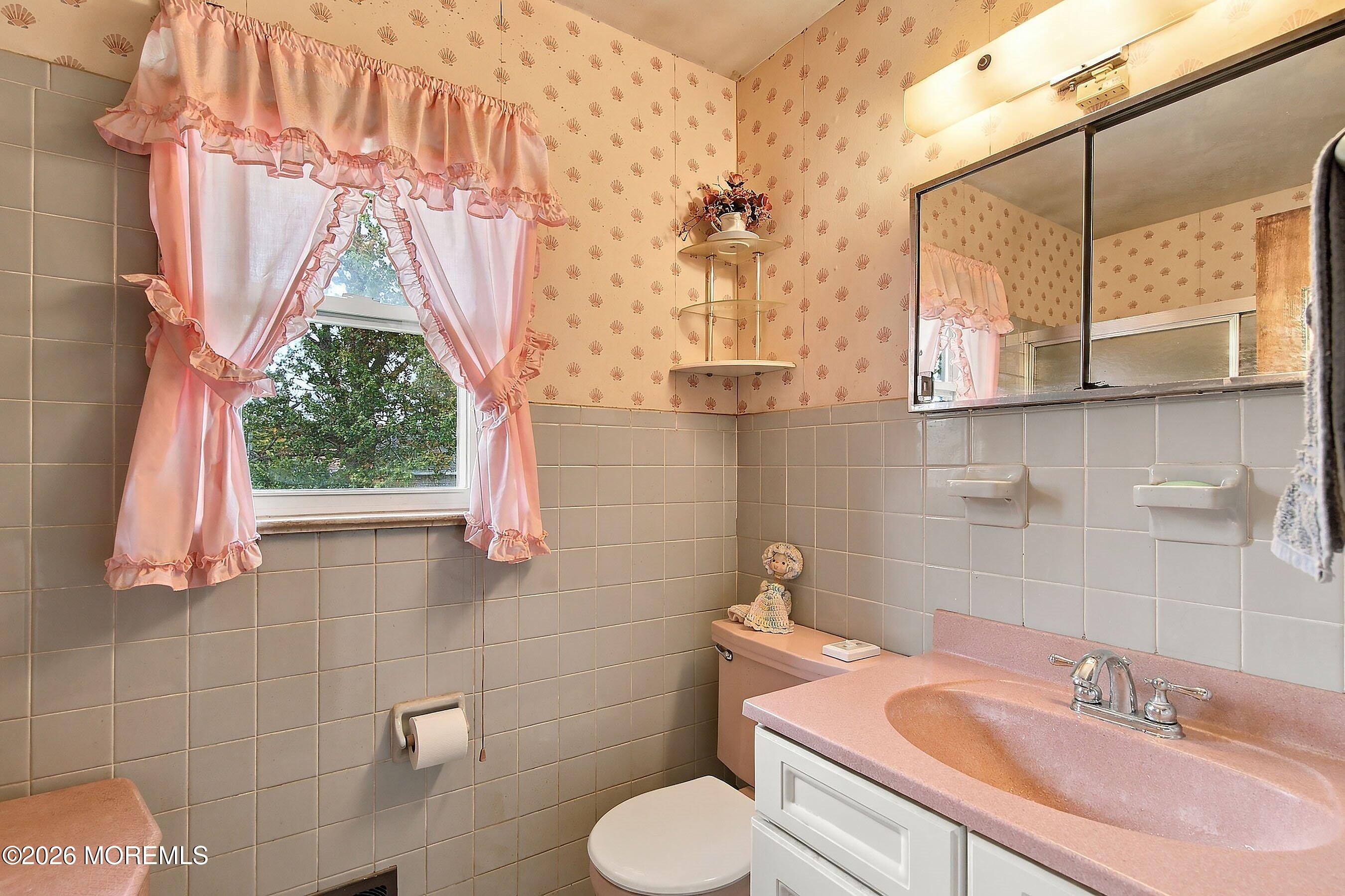 10 Carol Court Somerset NJ 08873