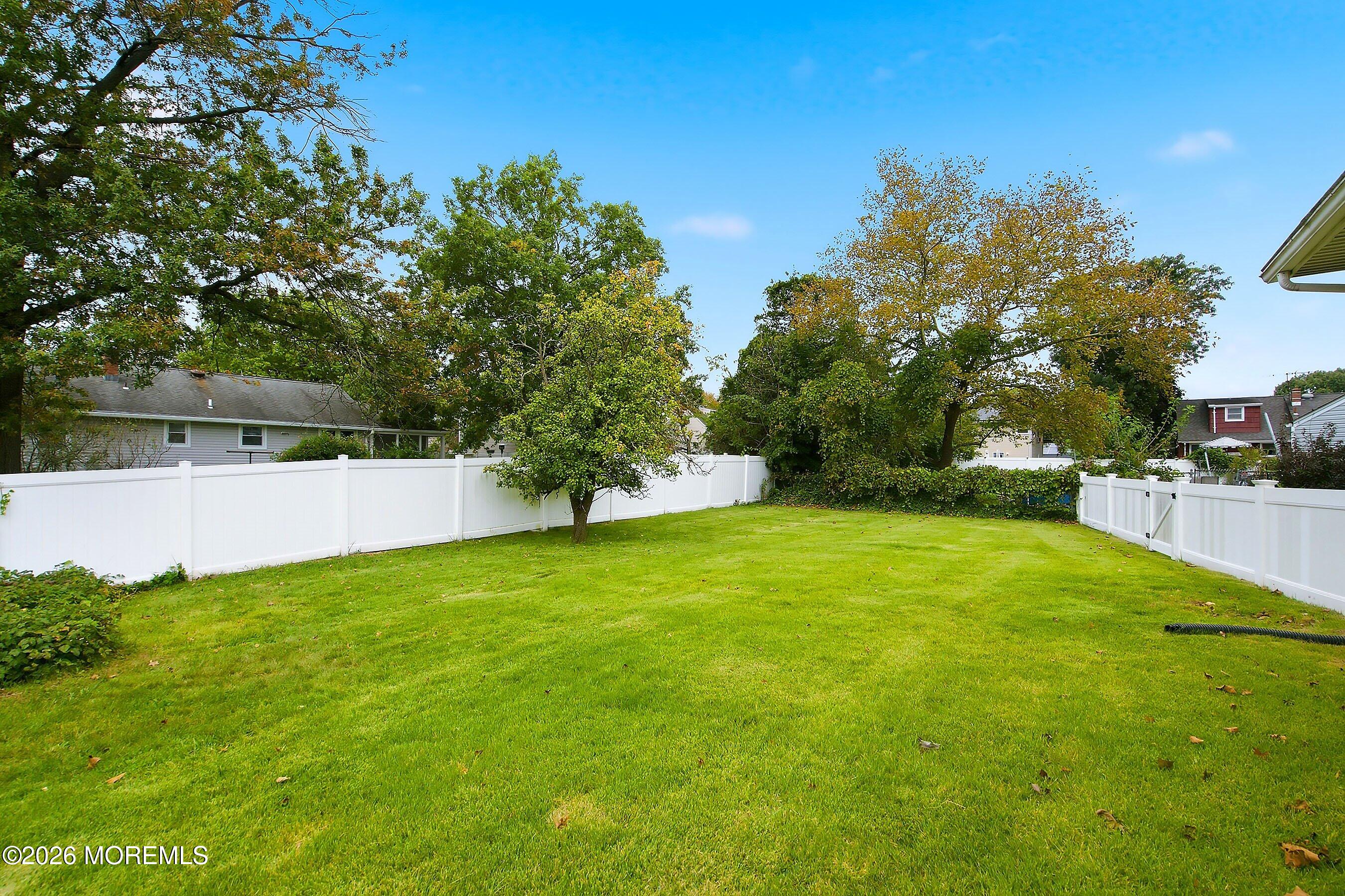 10 Carol Court Somerset NJ 08873