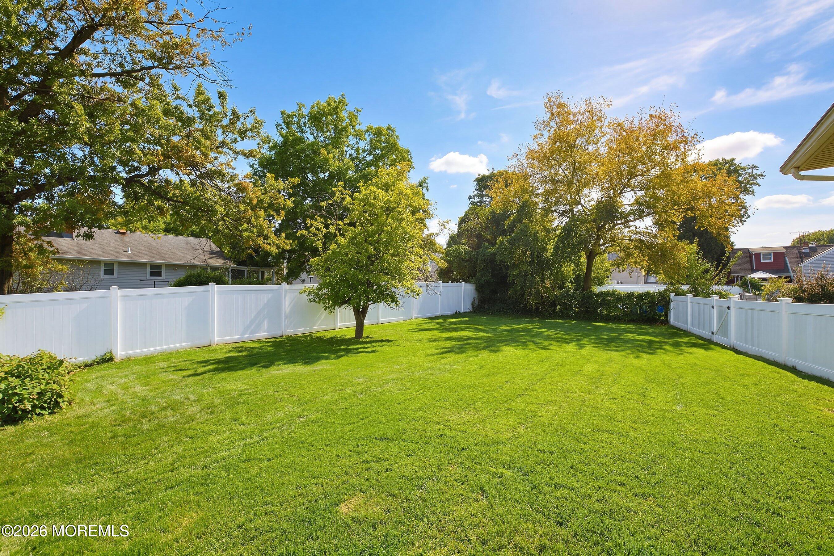 10 Carol Court Somerset NJ 08873