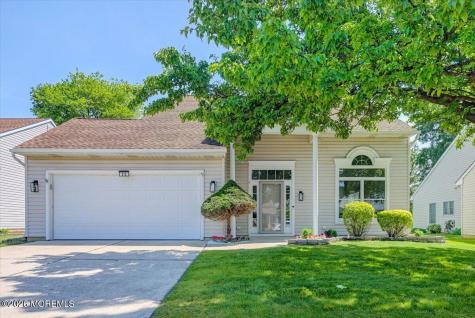212 Wagon Wheel Lane Columbus NJ 08022