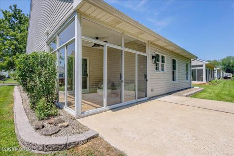 212 Wagon Wheel Lane Columbus NJ 08022