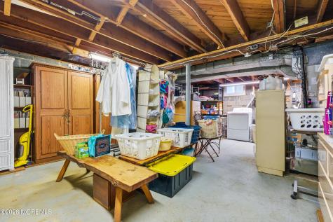 274 Michael Avenue Oakhurst NJ 07755