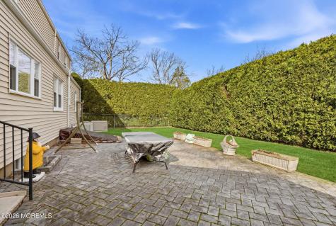 274 Michael Avenue Oakhurst NJ 07755