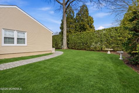 274 Michael Avenue Oakhurst NJ 07755
