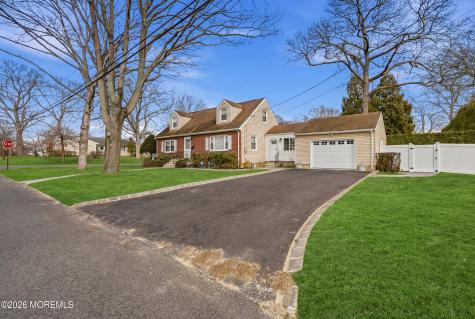 274 Michael Avenue Oakhurst NJ 07755