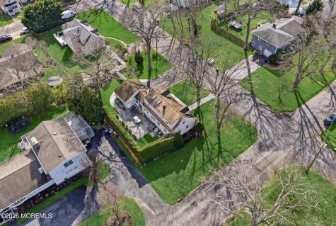 274 Michael Avenue Oakhurst NJ 07755