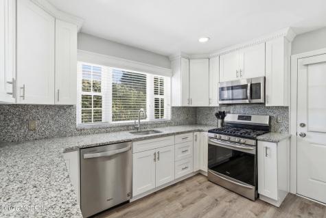 274 Michael Avenue Oakhurst NJ 07755