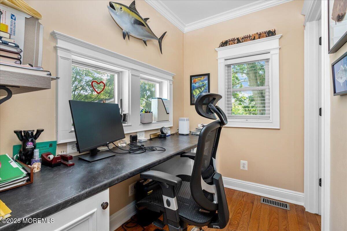 102 Middletown Road Holmdel NJ 07733