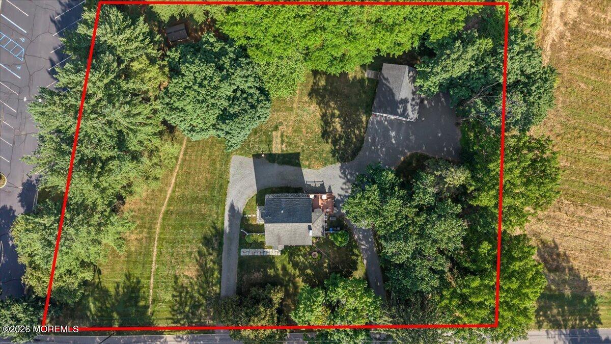 102 Middletown Road Holmdel NJ 07733