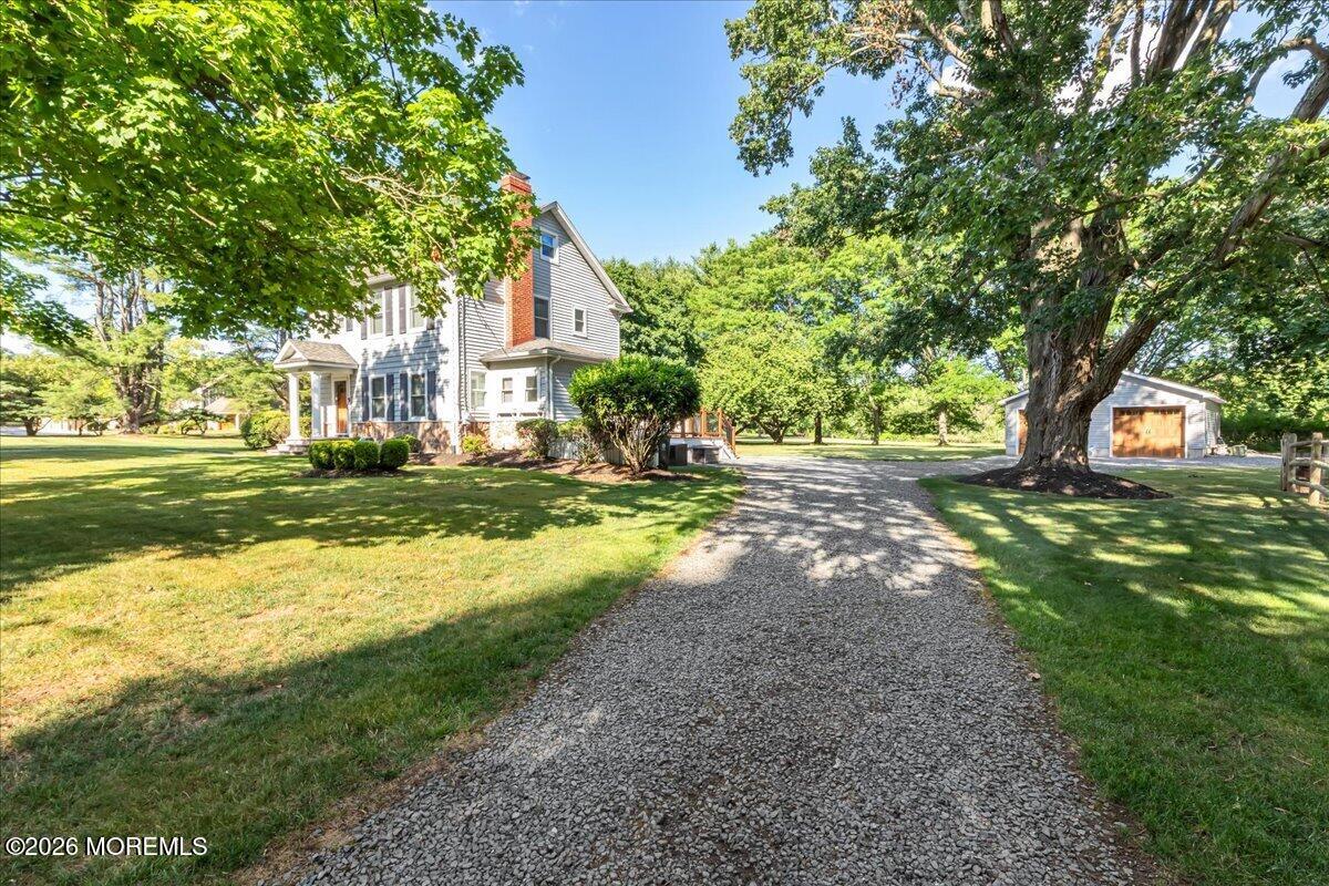 102 Middletown Road Holmdel NJ 07733