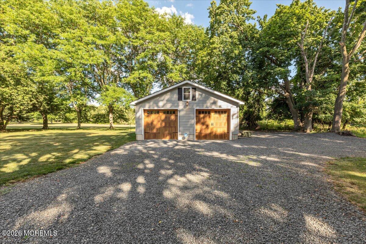 102 Middletown Road Holmdel NJ 07733