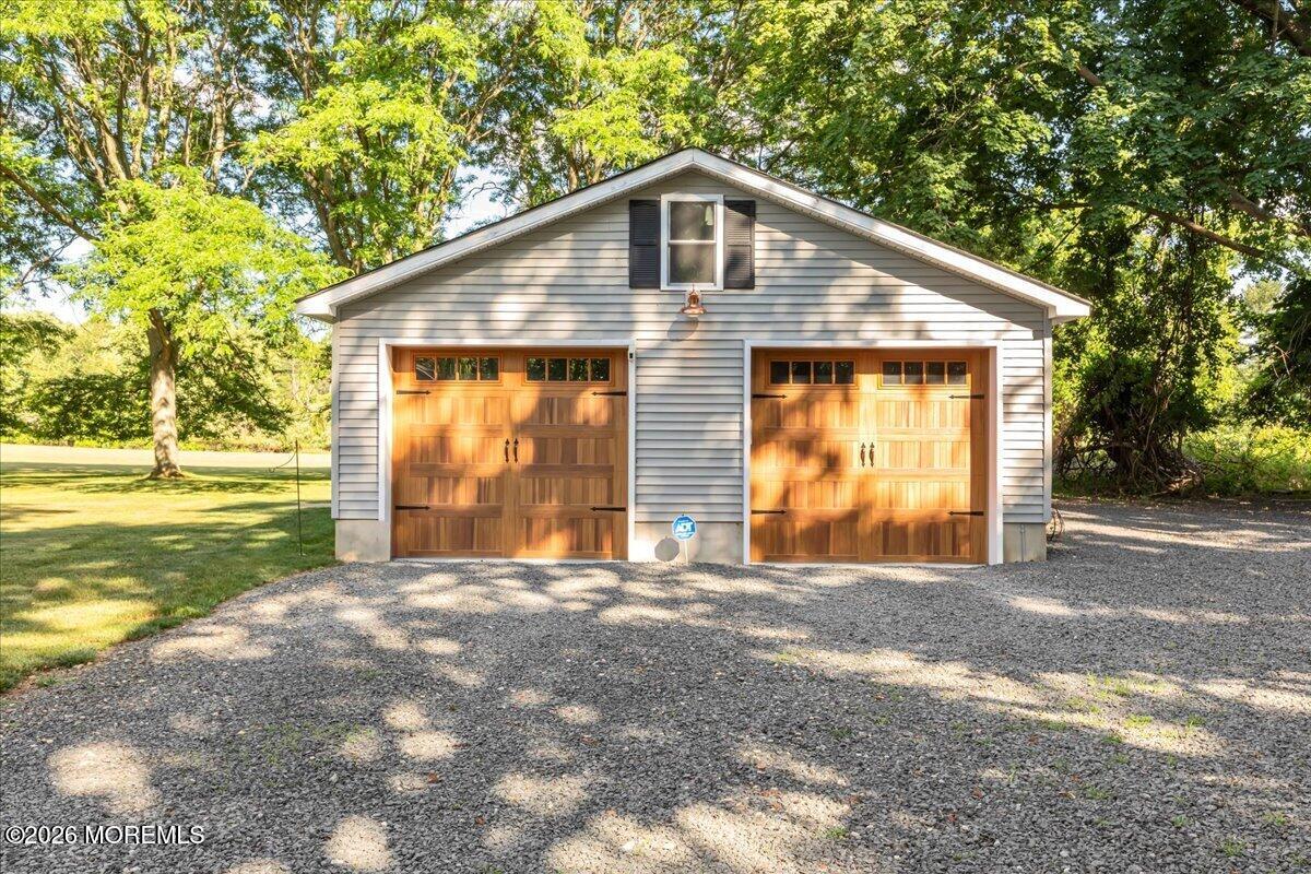 102 Middletown Road Holmdel NJ 07733