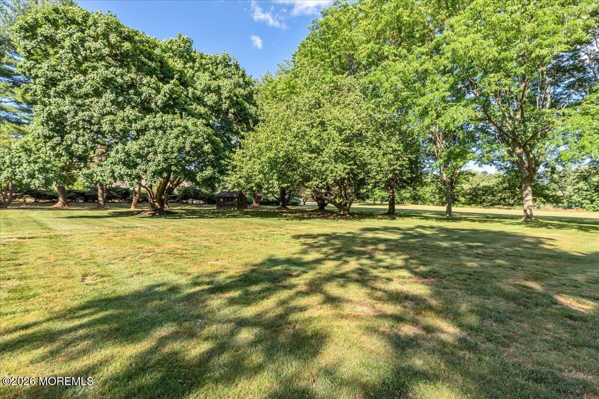 102 Middletown Road Holmdel NJ 07733