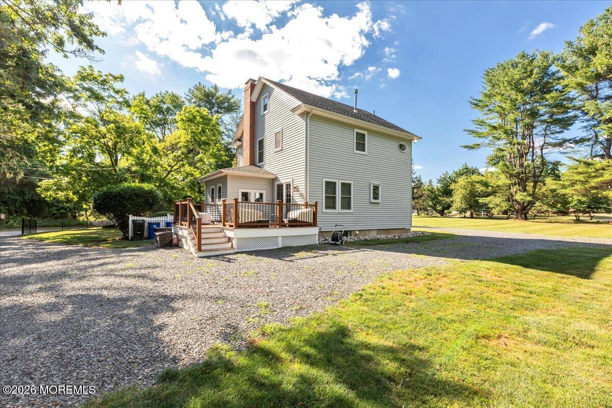 102 Middletown Road Holmdel NJ 07733