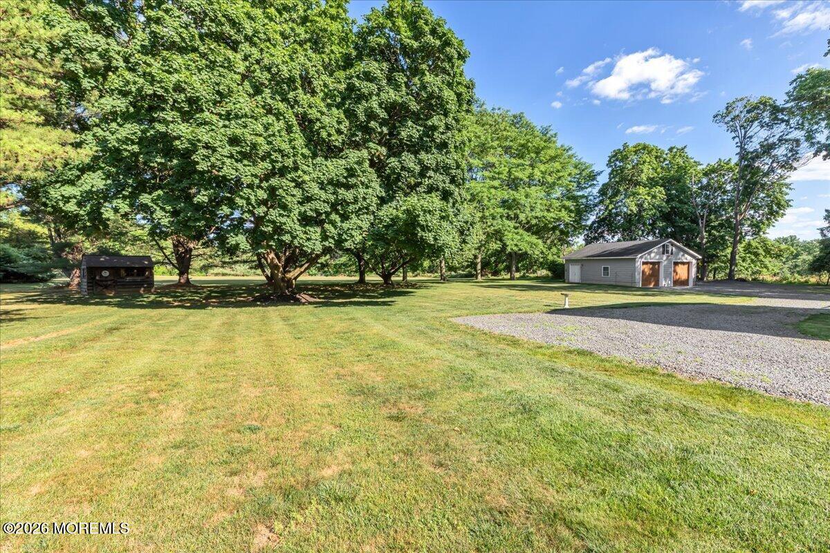 102 Middletown Road Holmdel NJ 07733