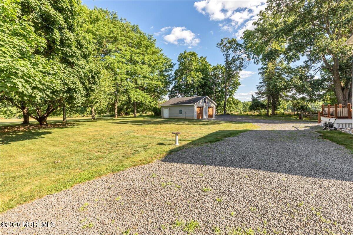 102 Middletown Road Holmdel NJ 07733