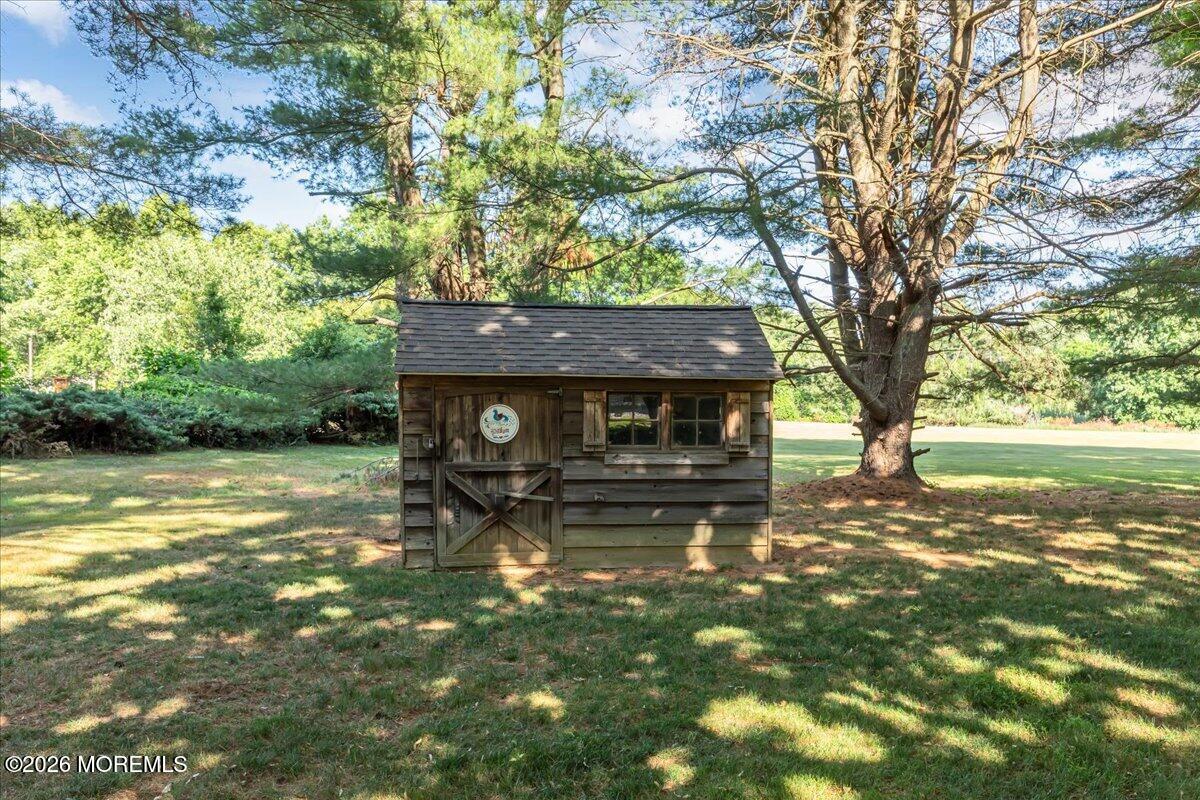 102 Middletown Road Holmdel NJ 07733